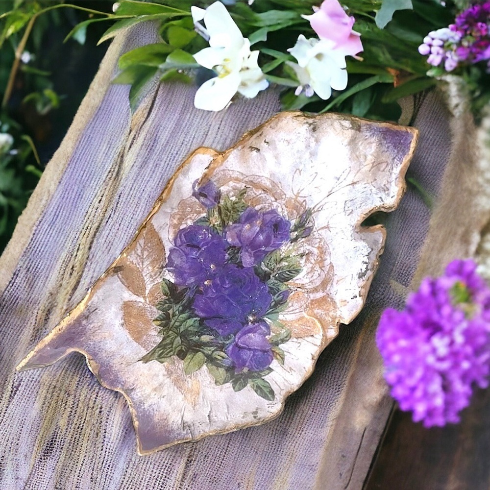 Vintage Purple Flower Print Sea Shell Trinket Decor